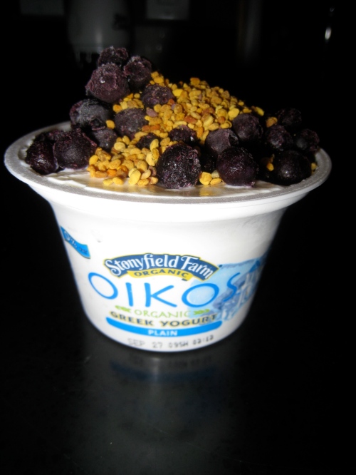 Yogurt with berries and bee pollen