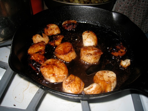 Sweet and Spicy Scallops